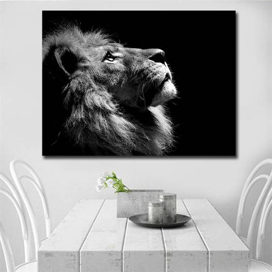 Lion - Black and white canvas