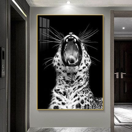 Monochrome Roar Crystal Porcelain painting