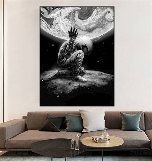 Planet on my shoulders canvas